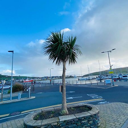 Dingle Marina Lodge Екстериор снимка