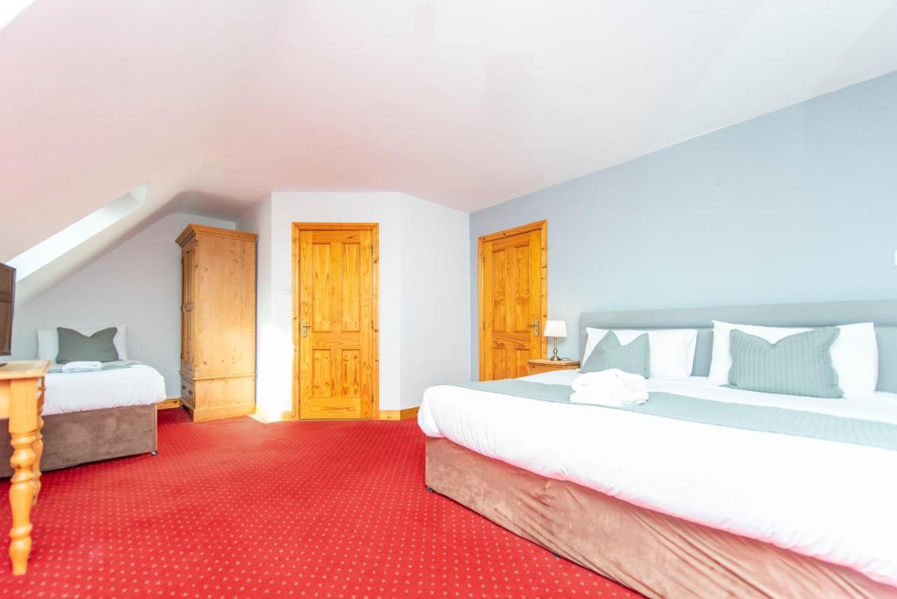 Dingle Marina Lodge Екстериор снимка
