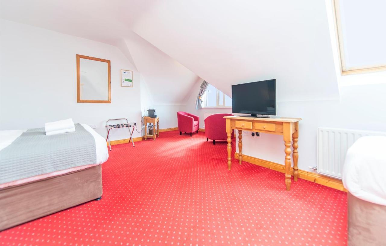 Dingle Marina Lodge Екстериор снимка
