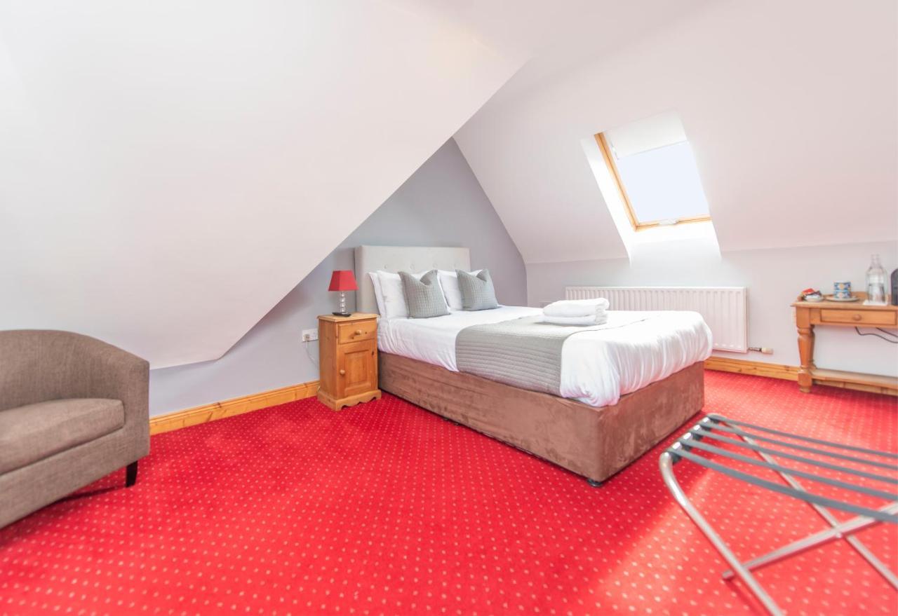 Dingle Marina Lodge Екстериор снимка