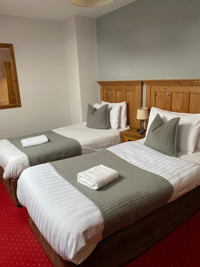 Dingle Marina Lodge Екстериор снимка