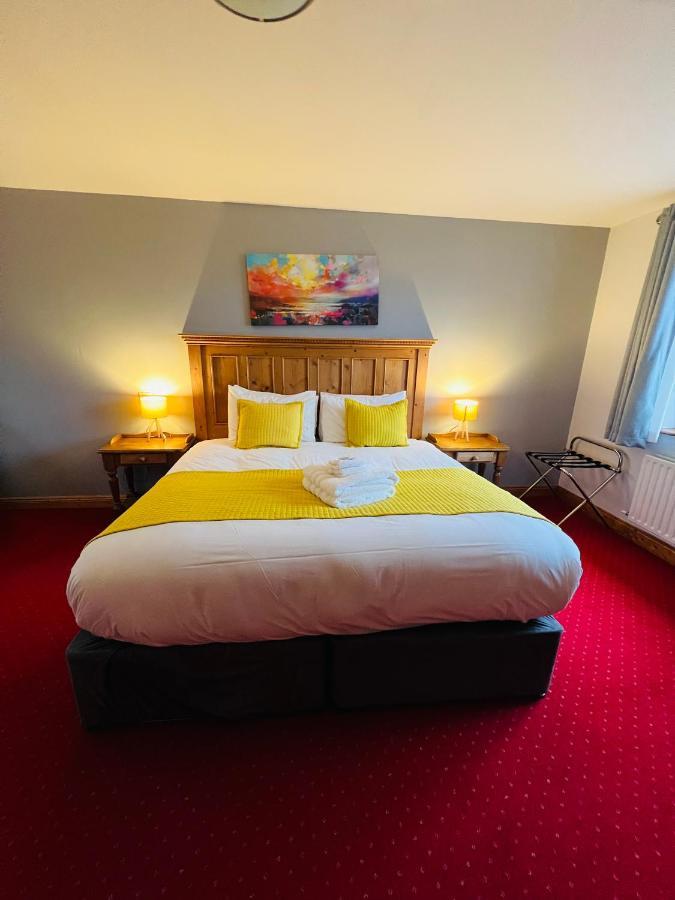 Dingle Marina Lodge Екстериор снимка